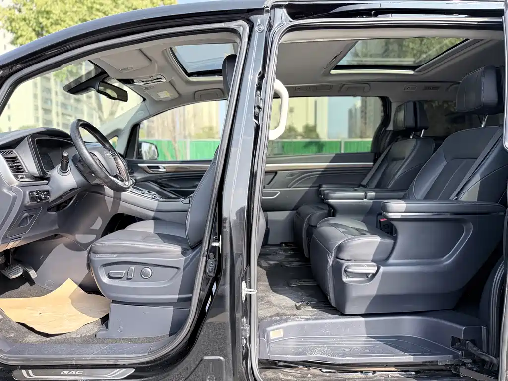 GAC Motor Trumpchi M8 2022 — фото 11