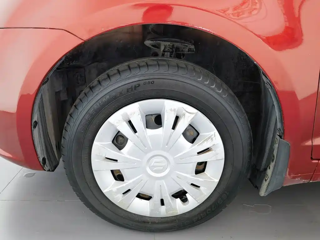 Suzuki Swift 2014 — фото 17