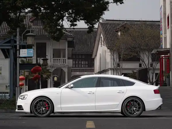 Audi S5 2012