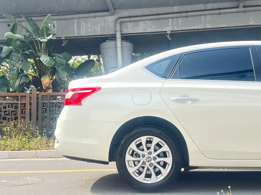 Nissan Sylphy 2023 — фото 12