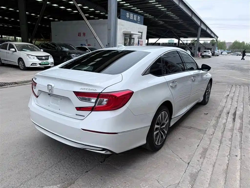 Honda Accord 2021 — фото 4