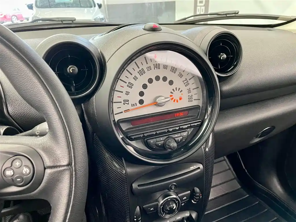 MINI Countryman 2014 — фото 11