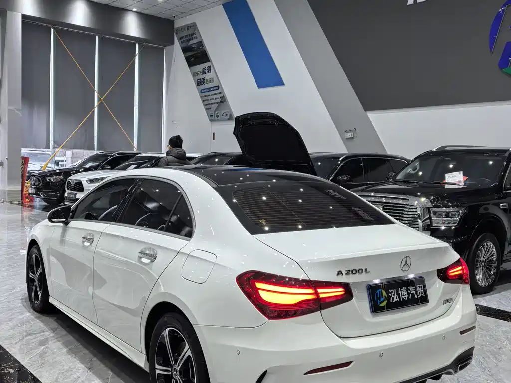 Mercedes-Benz A-Class 2024 — фото 18