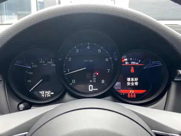 Porsche Macan 2023