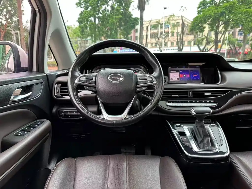 GAC Motor Trumpchi M6 2020 — фото 14