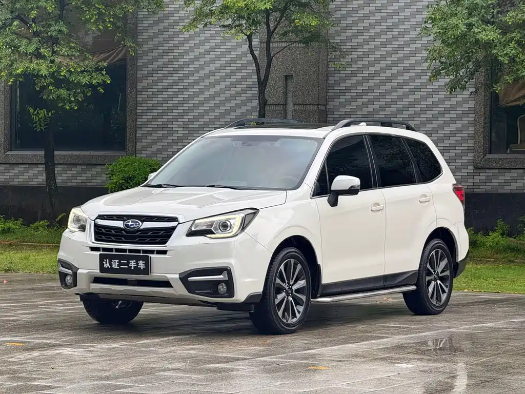Subaru Forester 2018 — фото 1