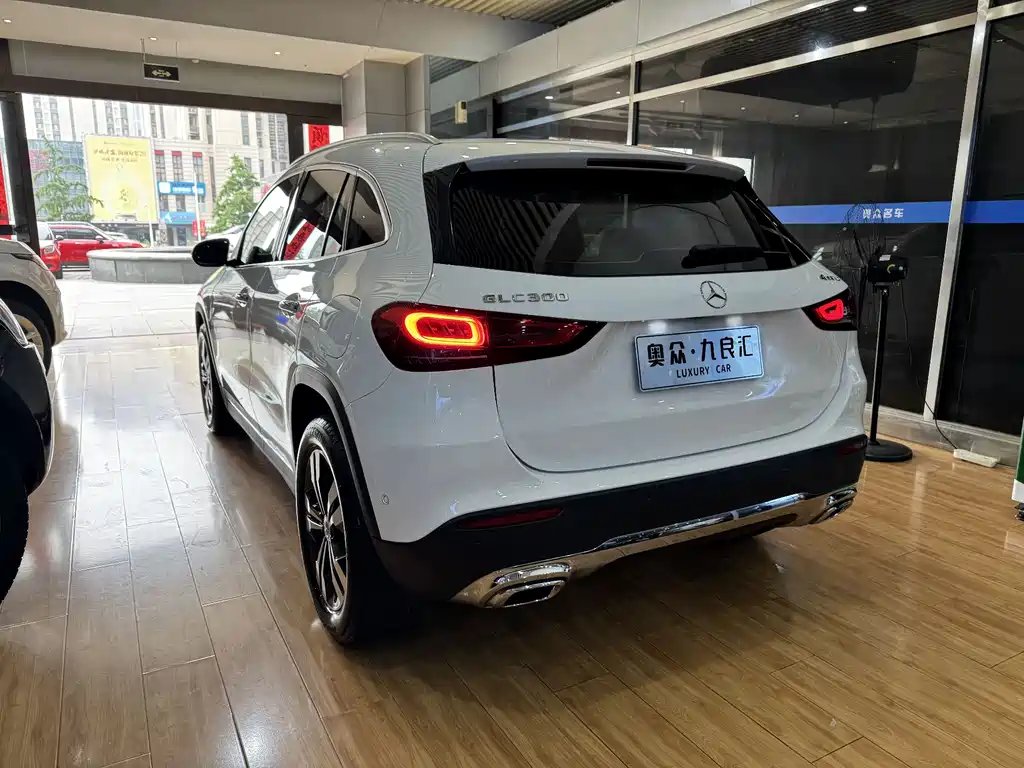 Mercedes-Benz GLA 2021 — фото 16