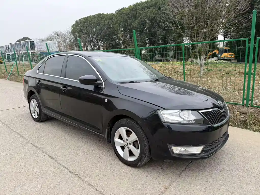 Skoda Rapid 2013