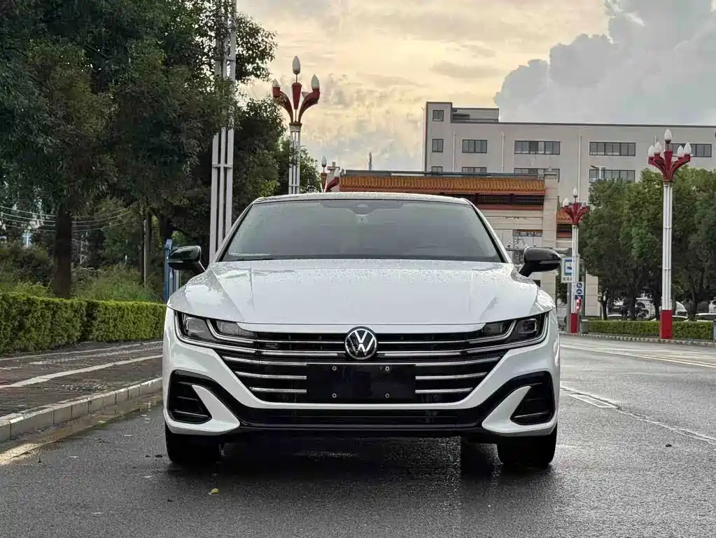 Volkswagen CC 2022 — фото 2