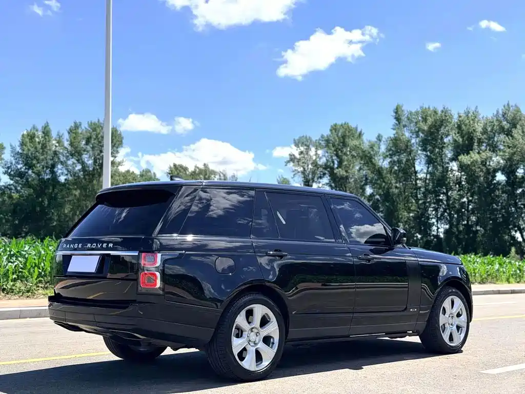 Land Rover Range Rover 2019 — фото 11