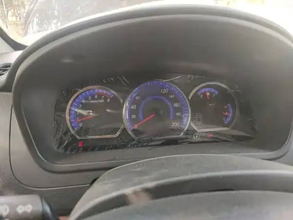 Dongfeng Fengxing CM7 2015