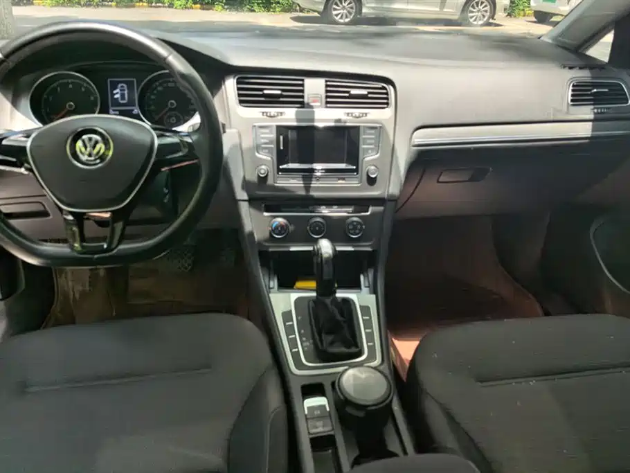Volkswagen Golf 2015 — фото 15