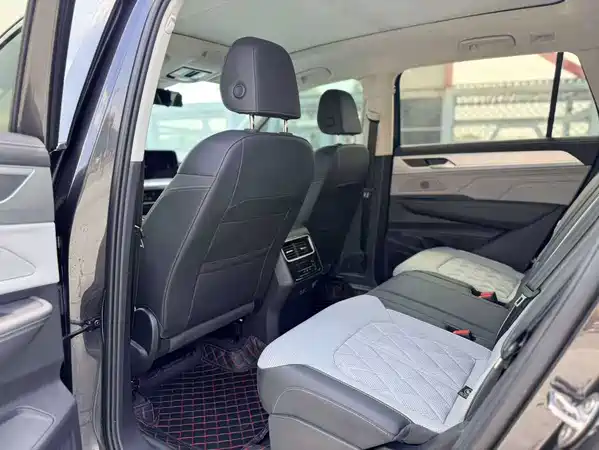 Volkswagen Tavendor 2025