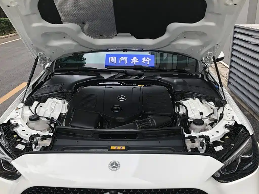Mercedes-Benz C-Class 2023 — фото 4