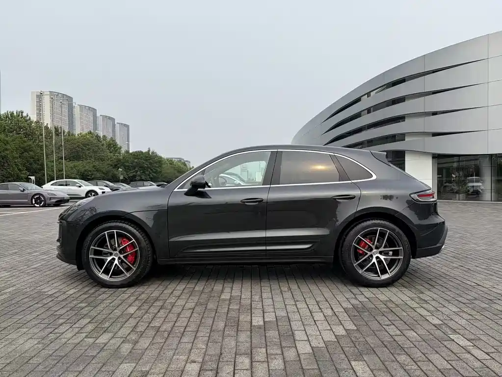 Porsche Macan — фото 6