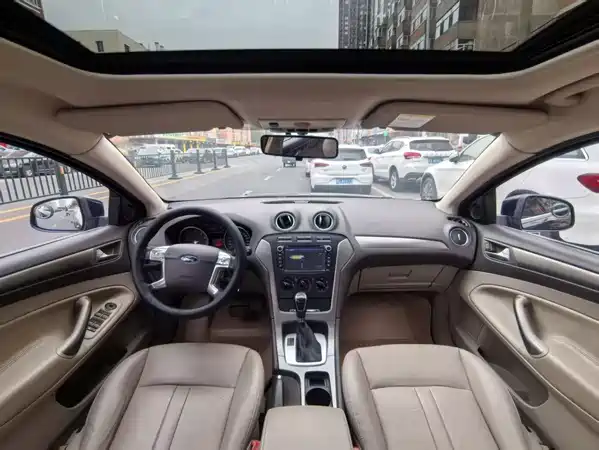 Ford Mondeo-Winning 2011