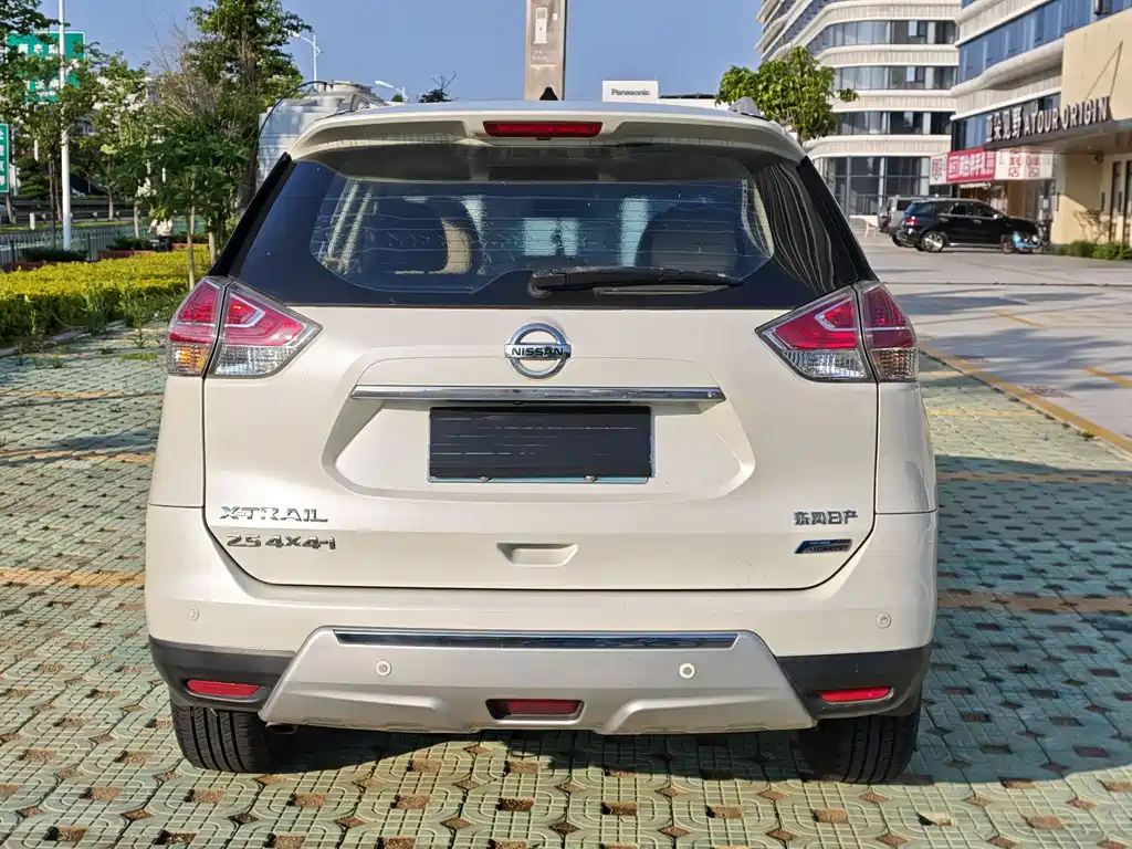 Nissan X-Trail 2014