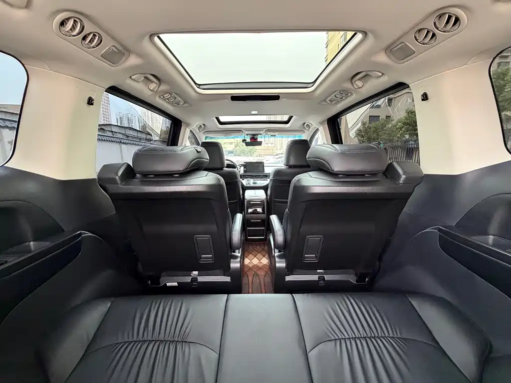 Honda Odyssey 2022 — фото 13