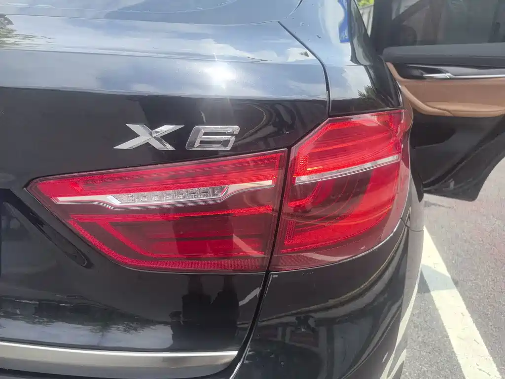 BMW X6 2017 — фото 13