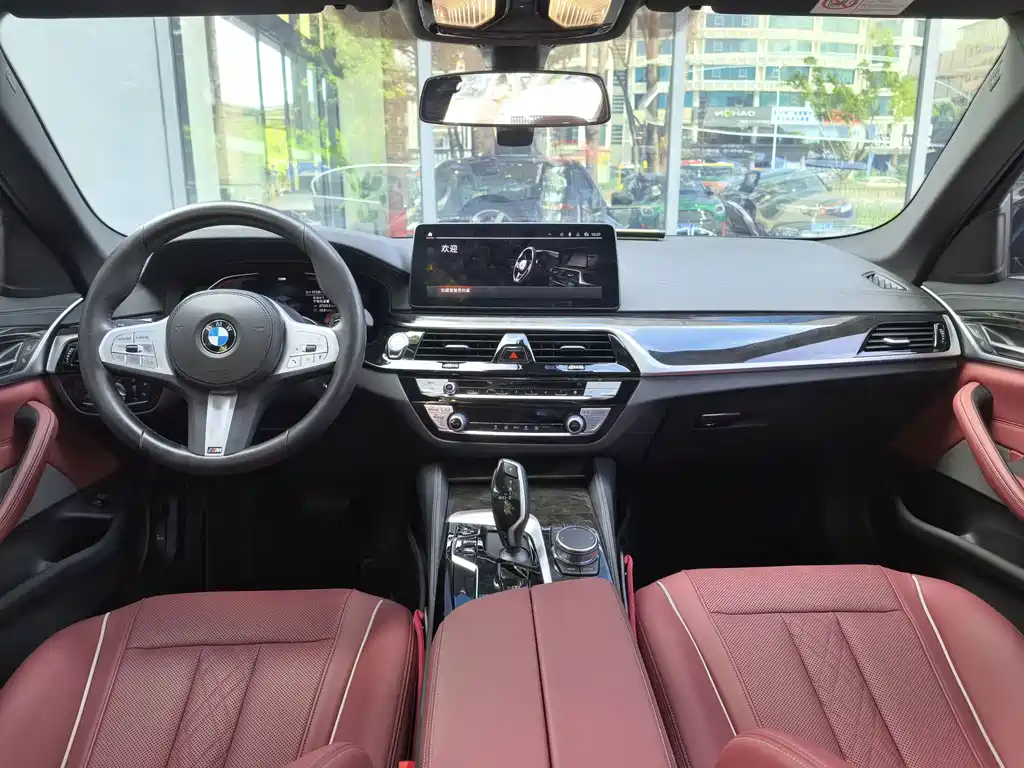 BMW 5 Series 2023 — фото 15