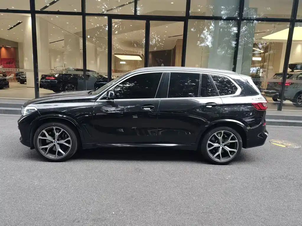 BMW X5 2019 — фото 2