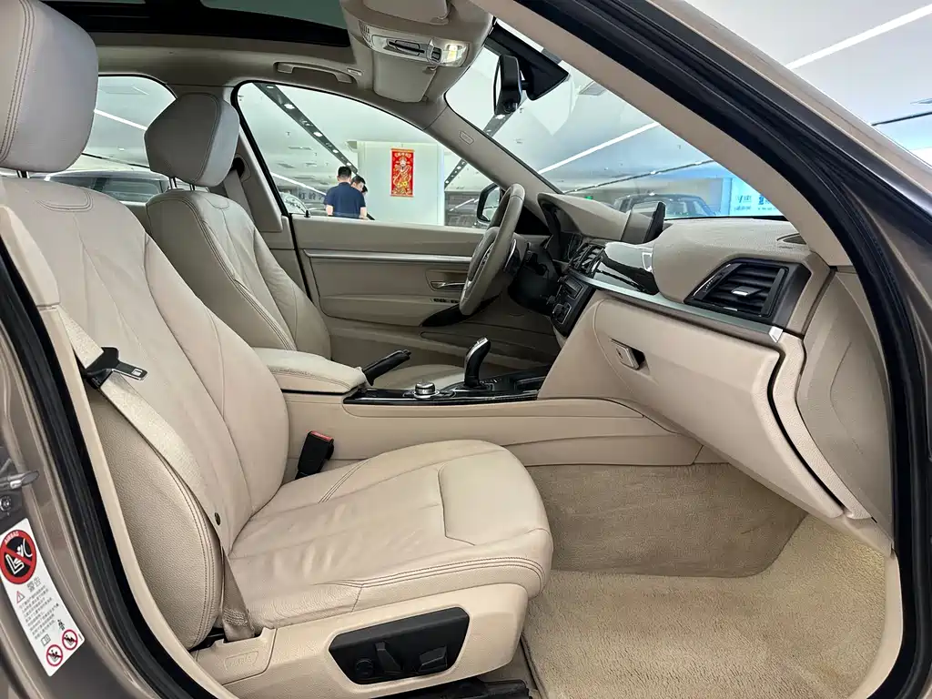 BMW 3 Series GT 2015 — фото 12