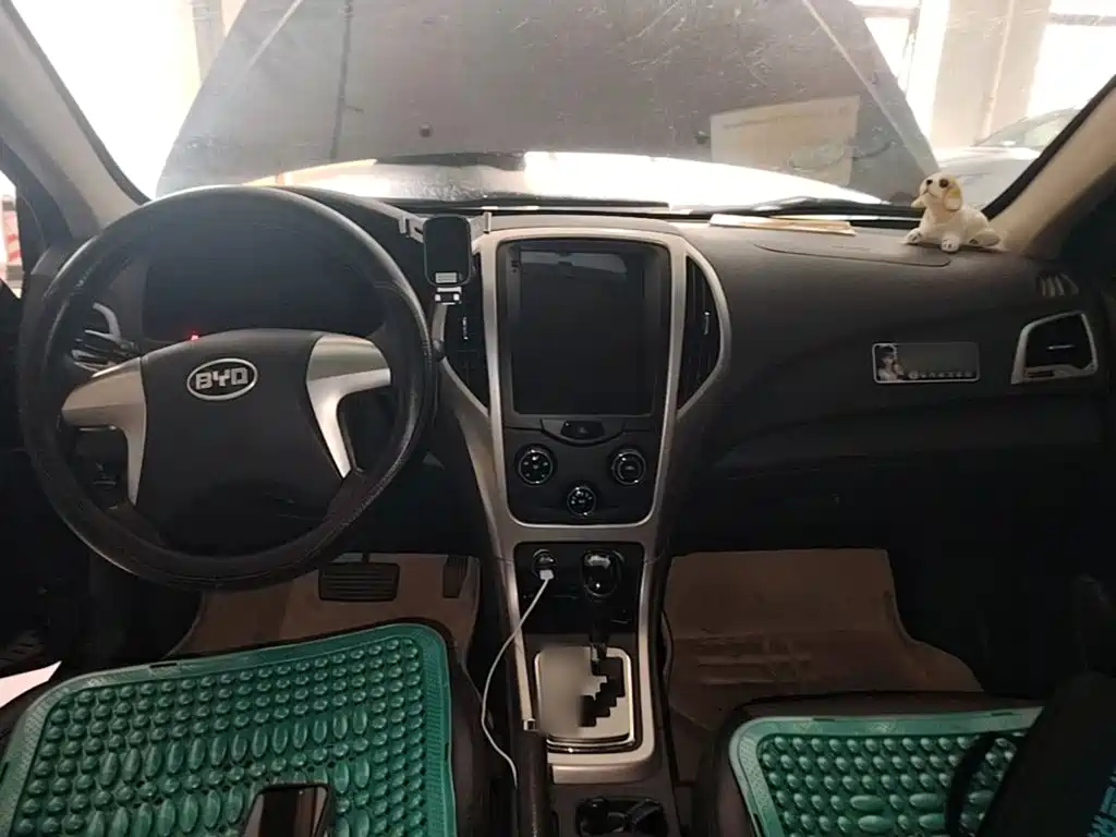 BYD F3 2015 — фото 10