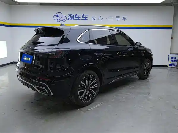 Hongqi HS5 2023