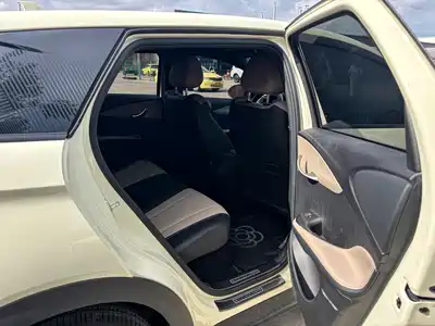 BYD Dolphin 2025