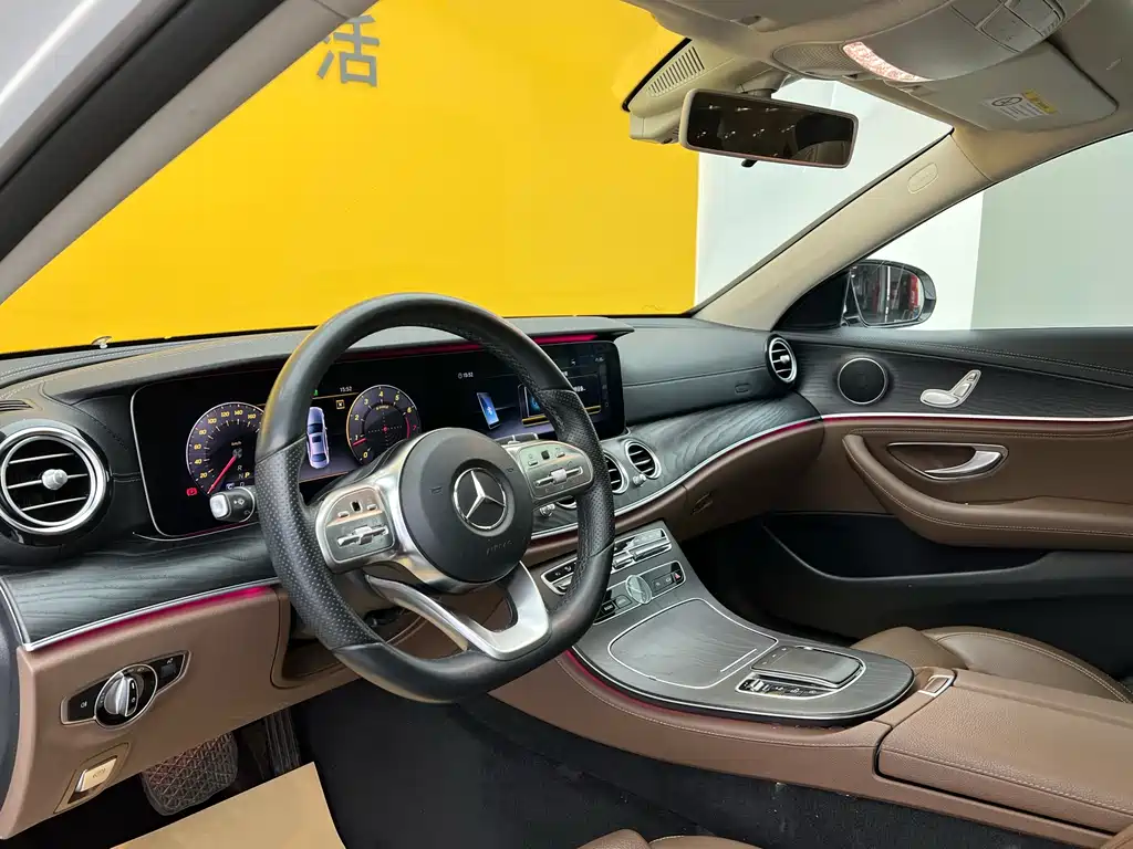 Mercedes-Benz E-Class 2019 — фото 4