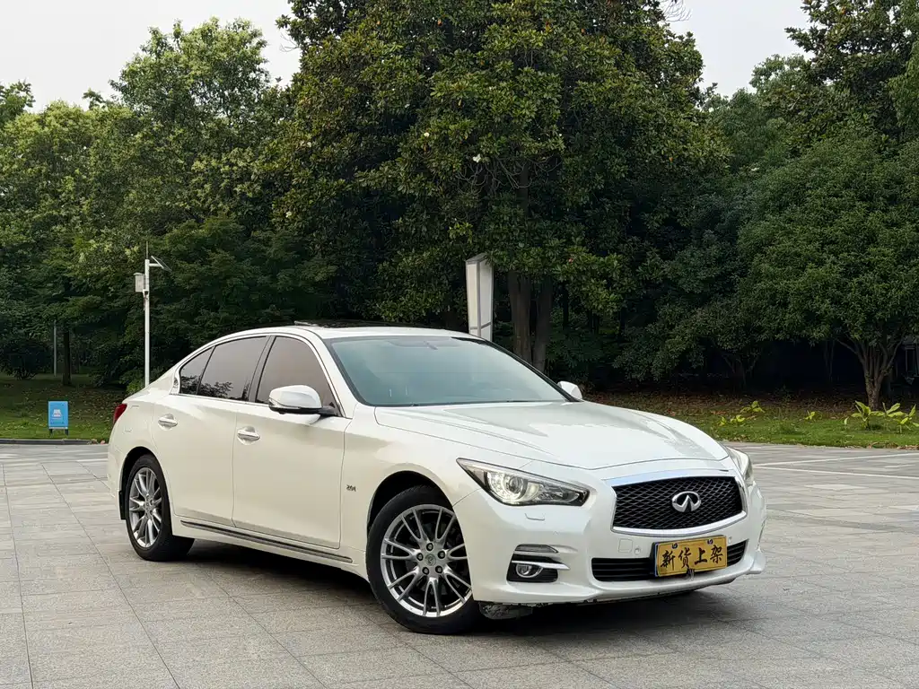 Infiniti Q50L 2017 — фото 3