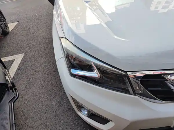 Changan CS15 2017
