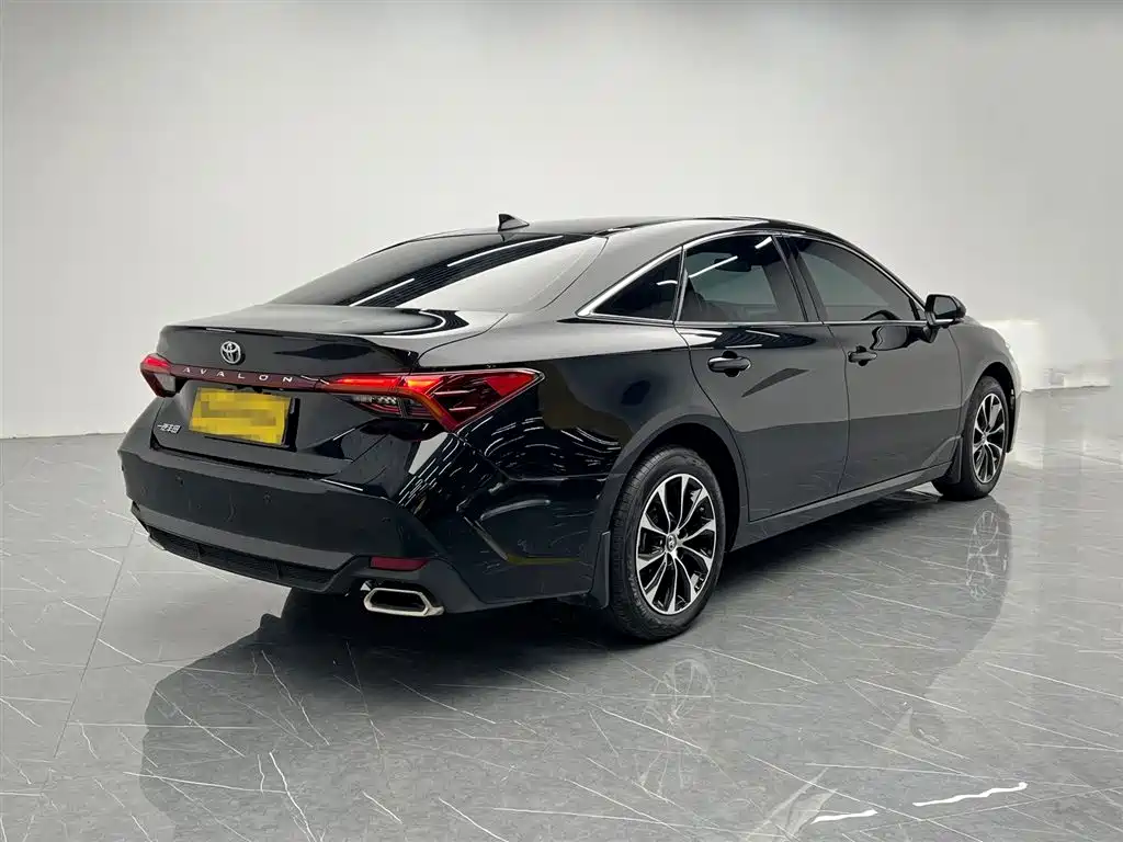 Toyota Avalon 2024