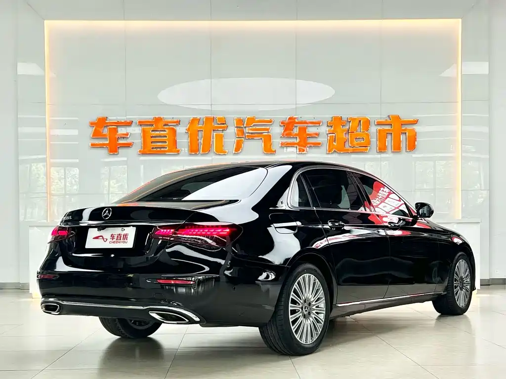 Mercedes-Benz E-Class 2021