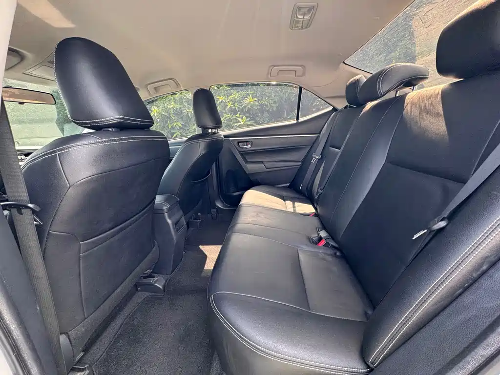 Toyota Corolla 2019 — фото 12