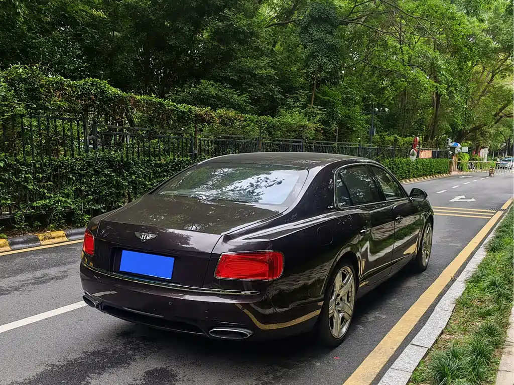 Bentley Flying Spur 2014