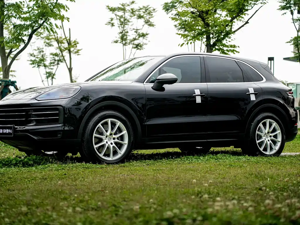 Porsche Cayenne 2024