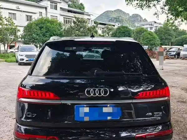 Audi Q7 2022