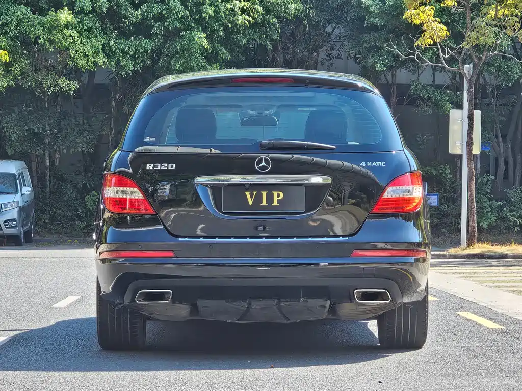 Mercedes-Benz R-Class 2015 — фото 12