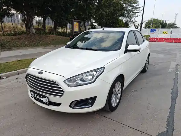 Ford Escort 2015