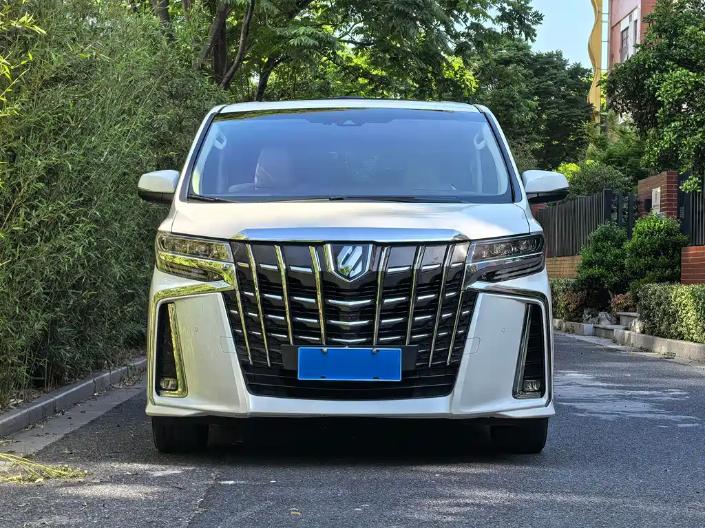 Toyota Alphard 2021