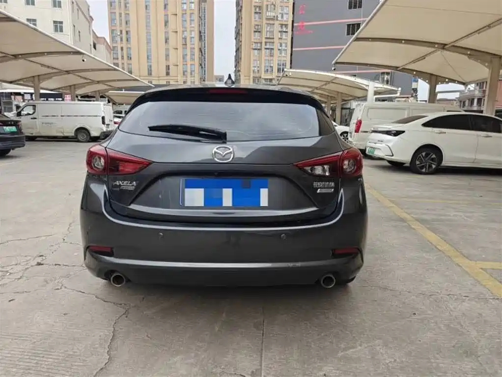 Mazda 3 Axela 2018