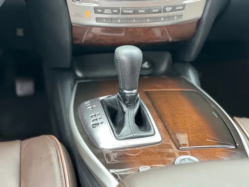 Infiniti QX60 2015 — фото 25