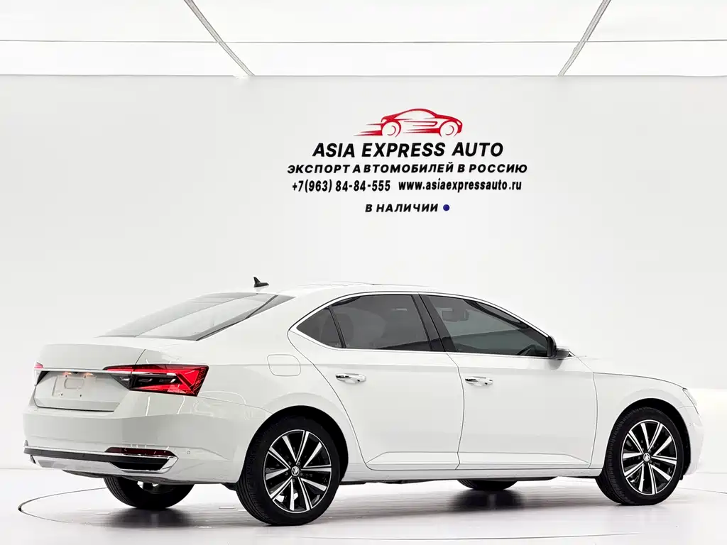Skoda Superb 2023 — фото 4