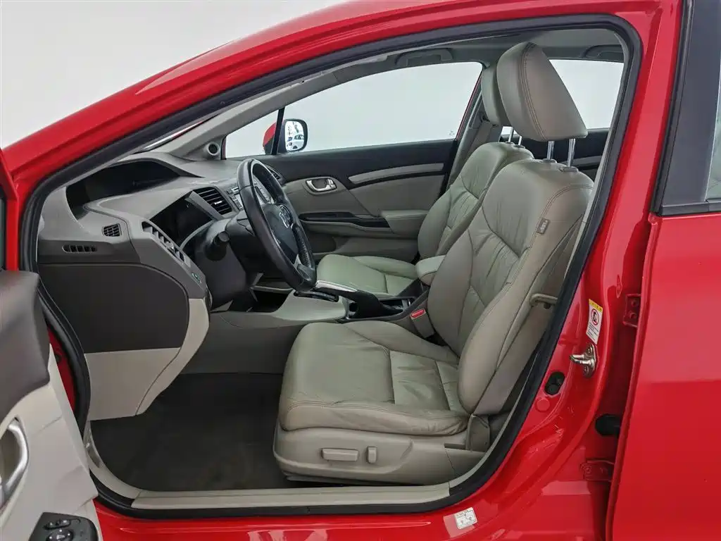 Honda Civic 2013 — фото 10