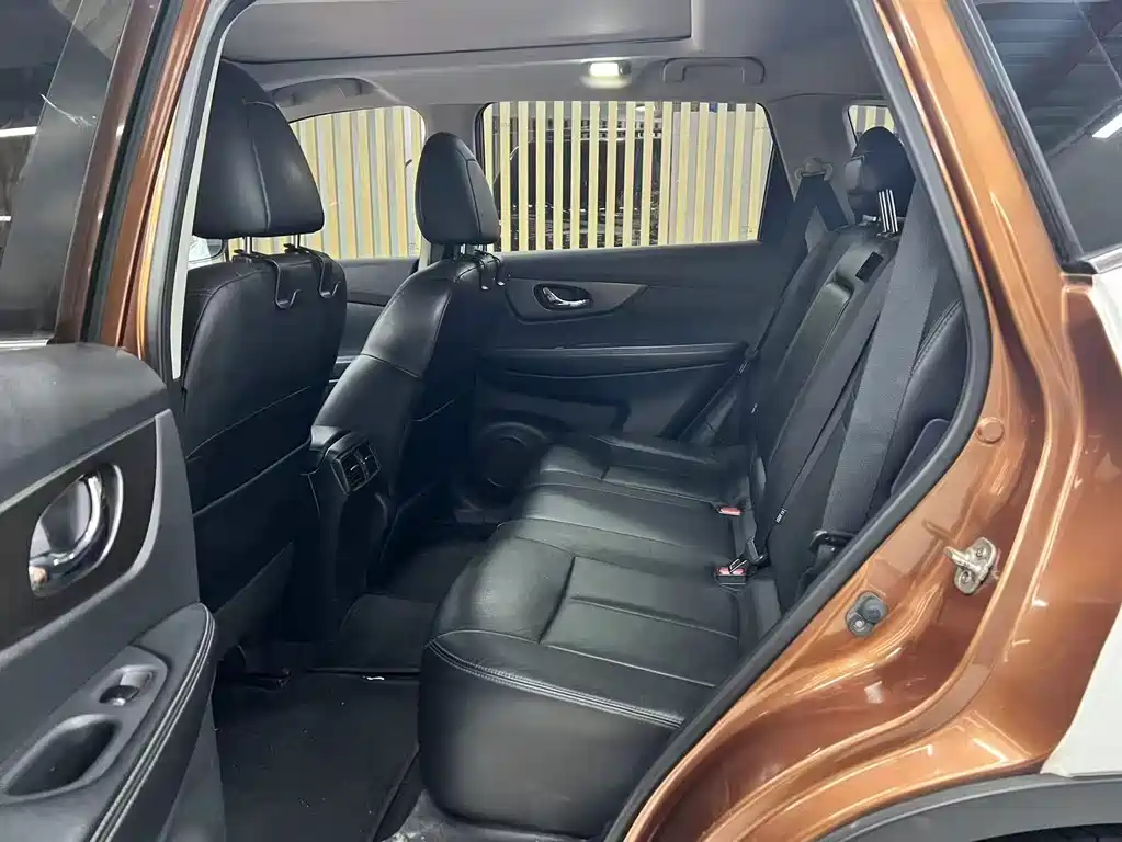 Nissan X-Trail 2015 — фото 6