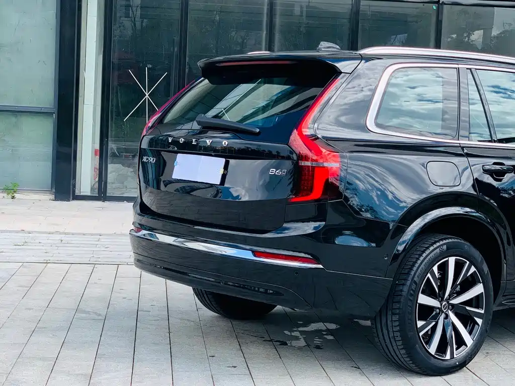Volvo XC90 2025 — фото 10