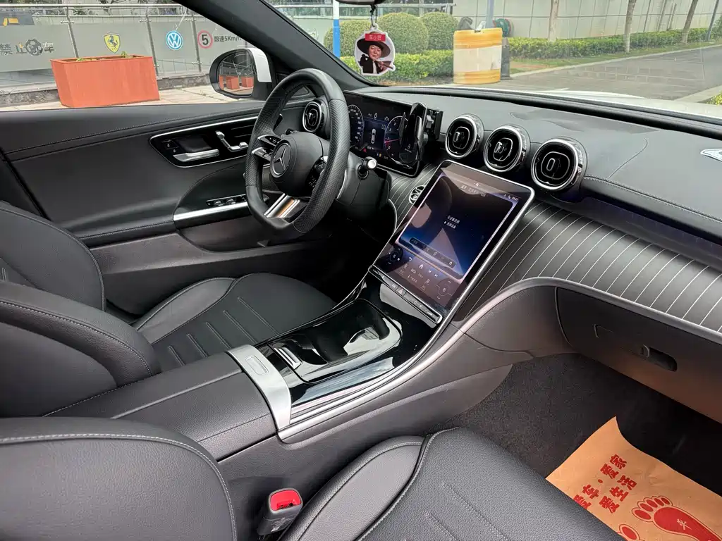 Mercedes-Benz C-Class 2023 — фото 22