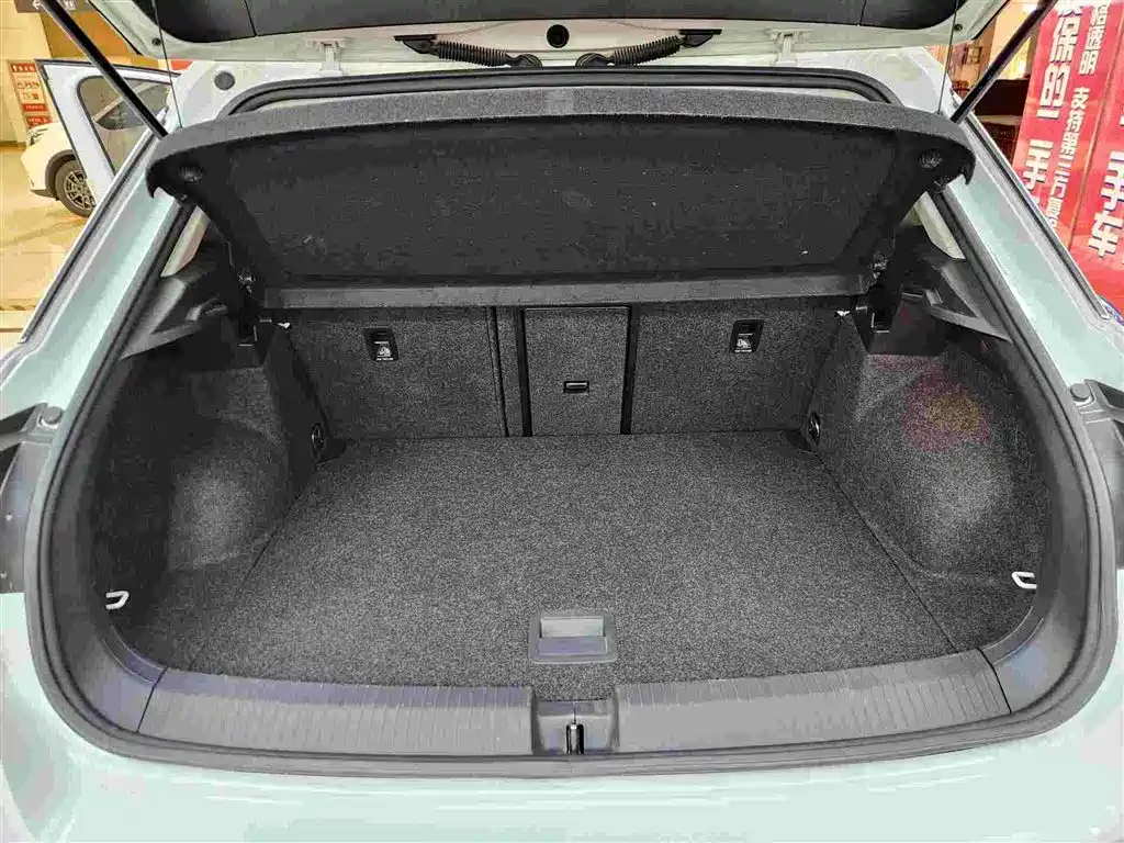 Volkswagen T-Roc 2020 — фото 14