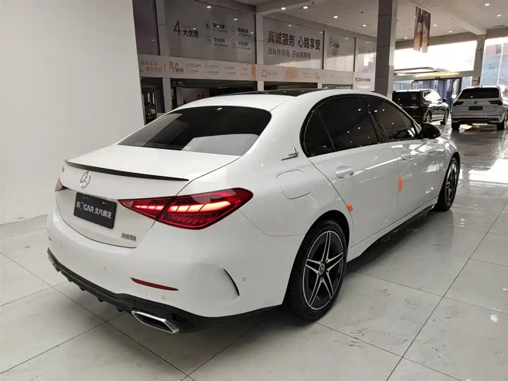 Mercedes-Benz C-Class 2023 — фото 31